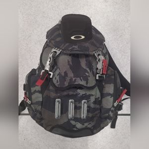 Oakley Kitchen Sink Backpack Large Tactical Field Olive